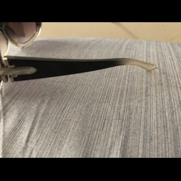 sunglasses - Picture 2 of 7